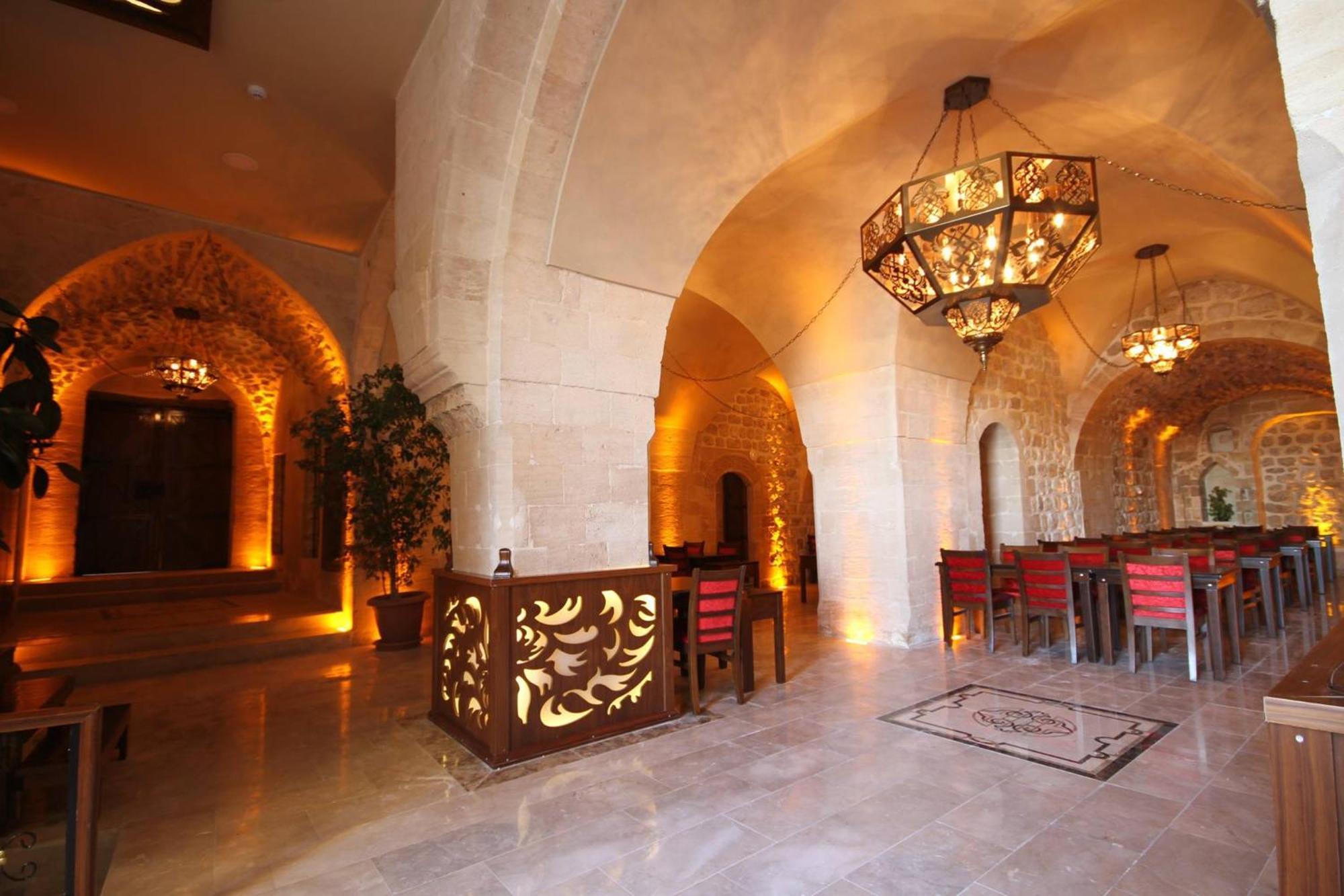 Tughan Hotel Mardin Exterior photo