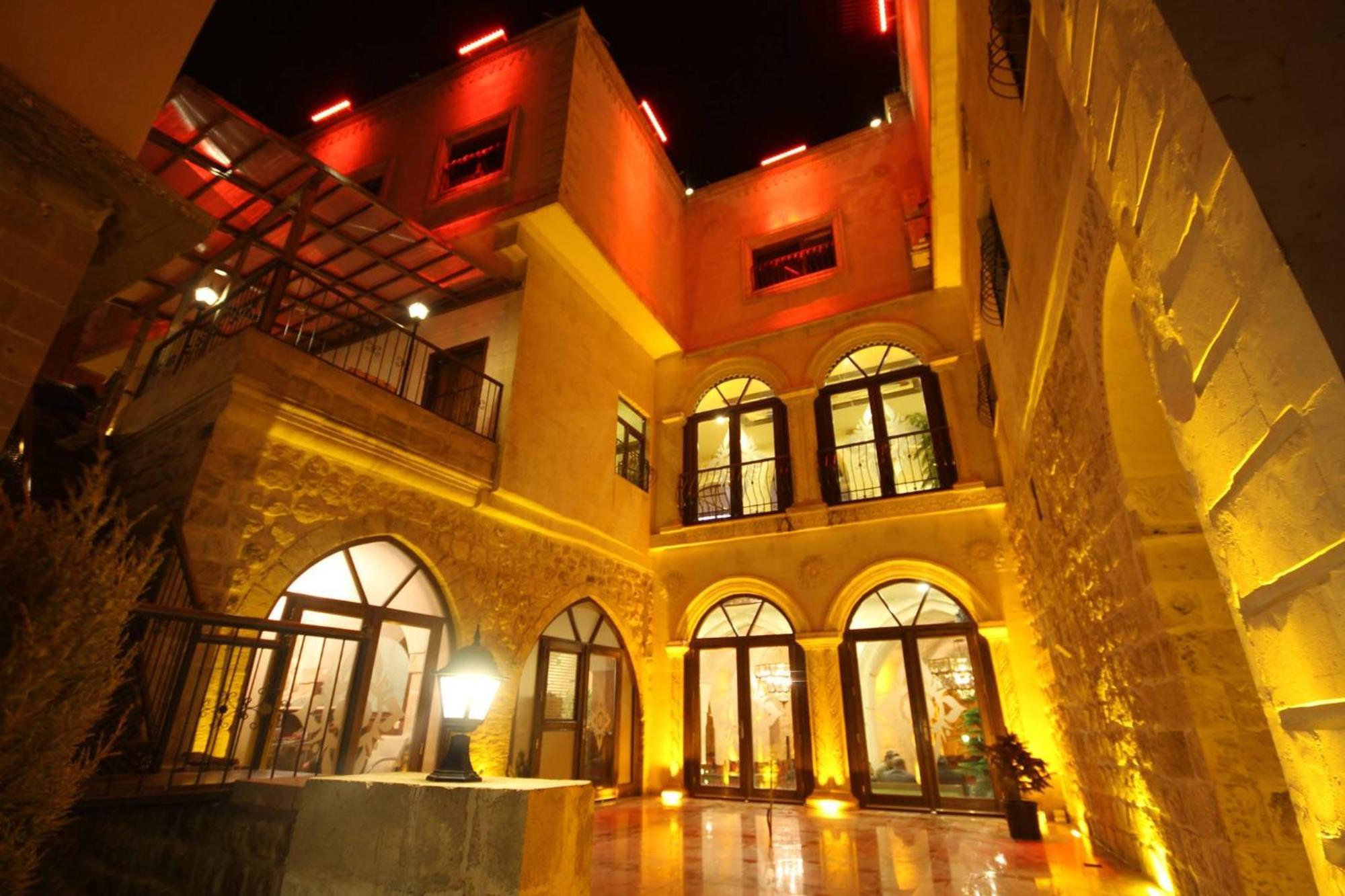 Tughan Hotel Mardin Exterior photo